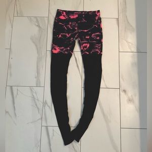 Alo Goddess Legging Medium - orange, black, green